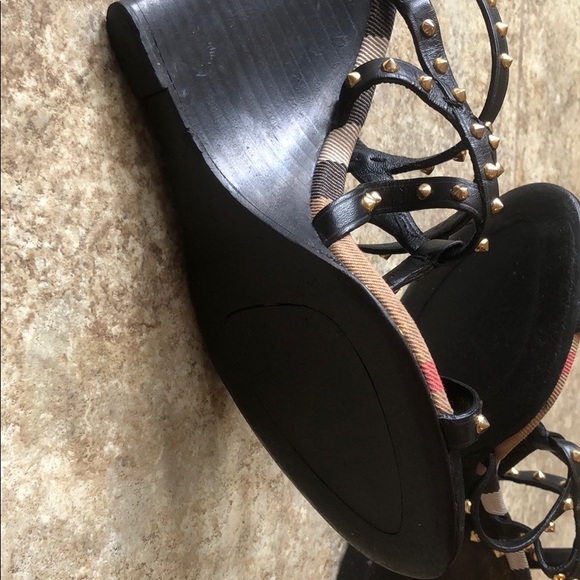 $595 Burberry stud sandal wedge size 38/8 EUC - Picture 6 of 8